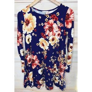 EMETLA Navy Blue Dress w/ Floral Print Size Small 💕